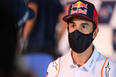 Marc Marquez Ogah Lihat...