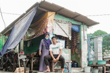 Ingin Temani Ibu Jaga...