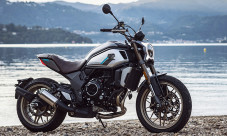 Bergaya Scrambler, CFMoto...