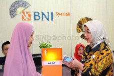Transaksi Volume BNI...