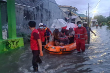 Cuaca Ekstrem, Warga...