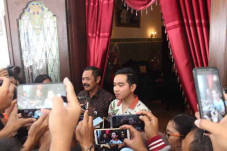 Gibran Dikaitkan Kasus...