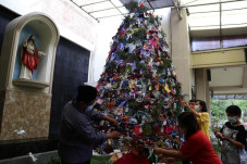 PGI Minta Natal Dirayakan...