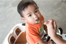 Jangan Berikan 8 Makanan...