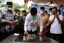Gubernur Aceh Resmikan...