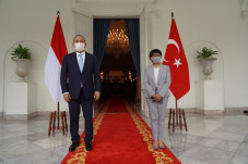 Pertama Dalam 15 Tahun,...