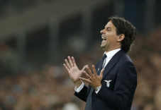 Simone Inzaghi Tolak...