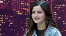 Tampil Cantik dan Menarik...