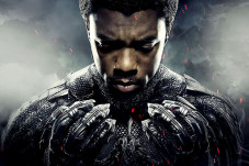 Mendiang Chadwick Boseman...