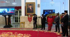 Risma Dilantik Jadi...