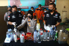 Apes, Belum Dapat Hasil,...