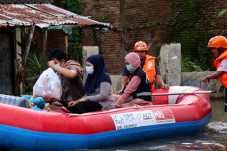 ACT Siapkan Layanan...