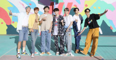 Dynamite BTS Jadi Lagu...