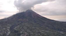 Hari ini, Lima Kali...