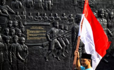 Kominfo Verifikasi Akun...
