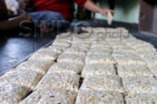 Tahu dan Tempe Hilang...