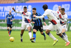 Hat-trick Lautaro Martinez...