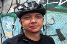 Jalur Sepeda Tidak Rata...