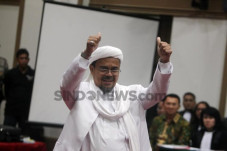Habib Rizieq Minta Hakim...