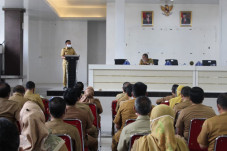 Bupati Takalar Minta...