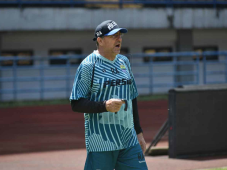 Pemain Persib Dilarang...