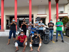 Tiga Anggota Komplotan...