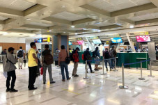 Jumlah Penumpang di...