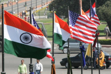 AS pada India: Sanksi...