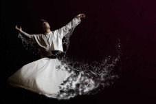 Hasyim Sidqi pada Ar-Rumi:...