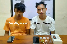Polisi Tangkap 2 Karyawan...