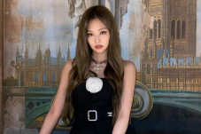 Jennie BLACKPINK Diduga...