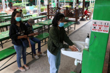 Pembatasan Jawa-Bali...