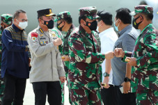 Dialog dengan Tokoh...