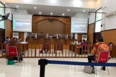 Ahli Bahasa Sebut Ajakan...