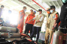 Wagub DKI Tinjau Operasi...