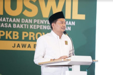 Syaiful Huda Resmi Pimpin...