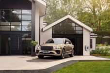 Bentley Bentayga Hybrid...