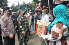 Kapolda Metro Jaya Cek...