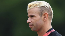 Liga 1 Tak Pasti, Striker...