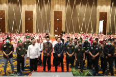 Gelar Famgath, DrW Skincare...