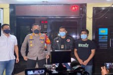 Suami Nindy Ditangkap...