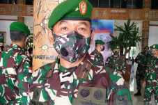 1 Prajurit Yonif 756/WMS...