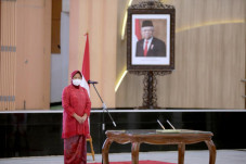 Risma Rombak Sistem...