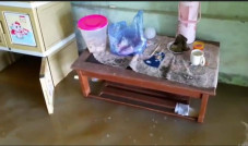 Ratusan Rumah di Dua...