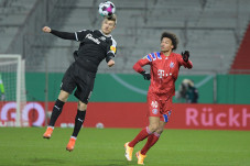 Klub Bundesliga 2 Singkirkan...