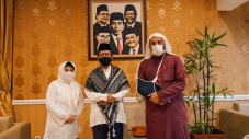 Kenang Syekh Ali Jaber,...