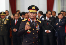 Resmikan Gedung Baru...