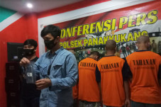 Hampir Sebulan Buron,...