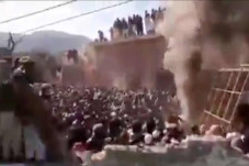 Pakistan Pecat 12 Polisi...