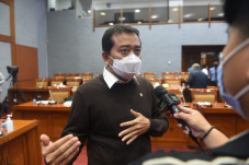 Ketua Komisi X : Formasi...